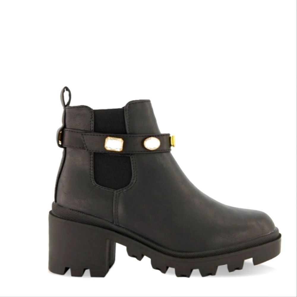 Ladies detailed booties sz 8.5